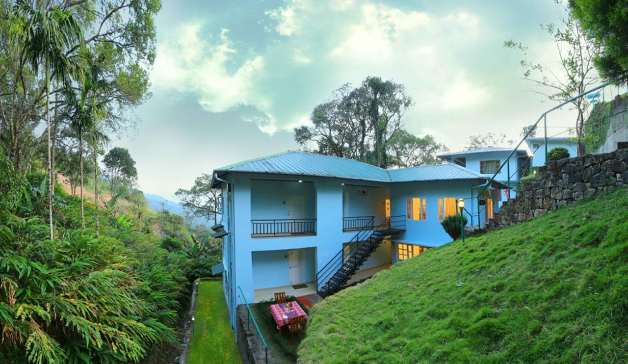 อีเกิล เมาน์เท็น รีสอร์ต มุนนาร์ Bed & Breakfast ภายนอก รูปภาพ